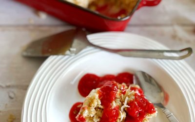 Ice Cream Dessert with Raspberry Sauce