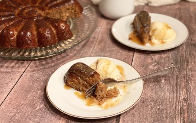 Spiced Apple Cake with Carmel Sauce