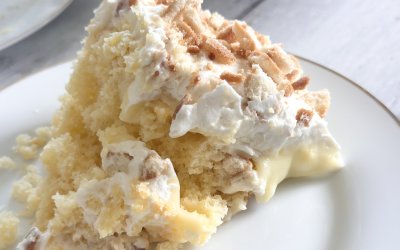 Banana Pudding Poke Cake