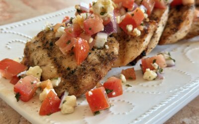 Tomato Gorgonzola Salsa over Grilled Chicken